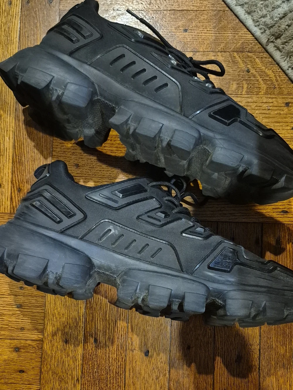 Steve Madden Men's Black Chunky Tactical Runner Sneakers